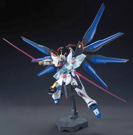 Bandai - HGCE ZGMF-X20A Strike Freedom Gundam "Gundam SEED Destiny" 1/144, Bandai - Hobby Recreation Products