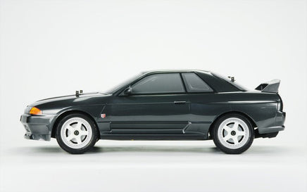 Carisma - 1/8 M48S Nissan Skyline GT - R Nismo RC Car - Hobby Recreation Products